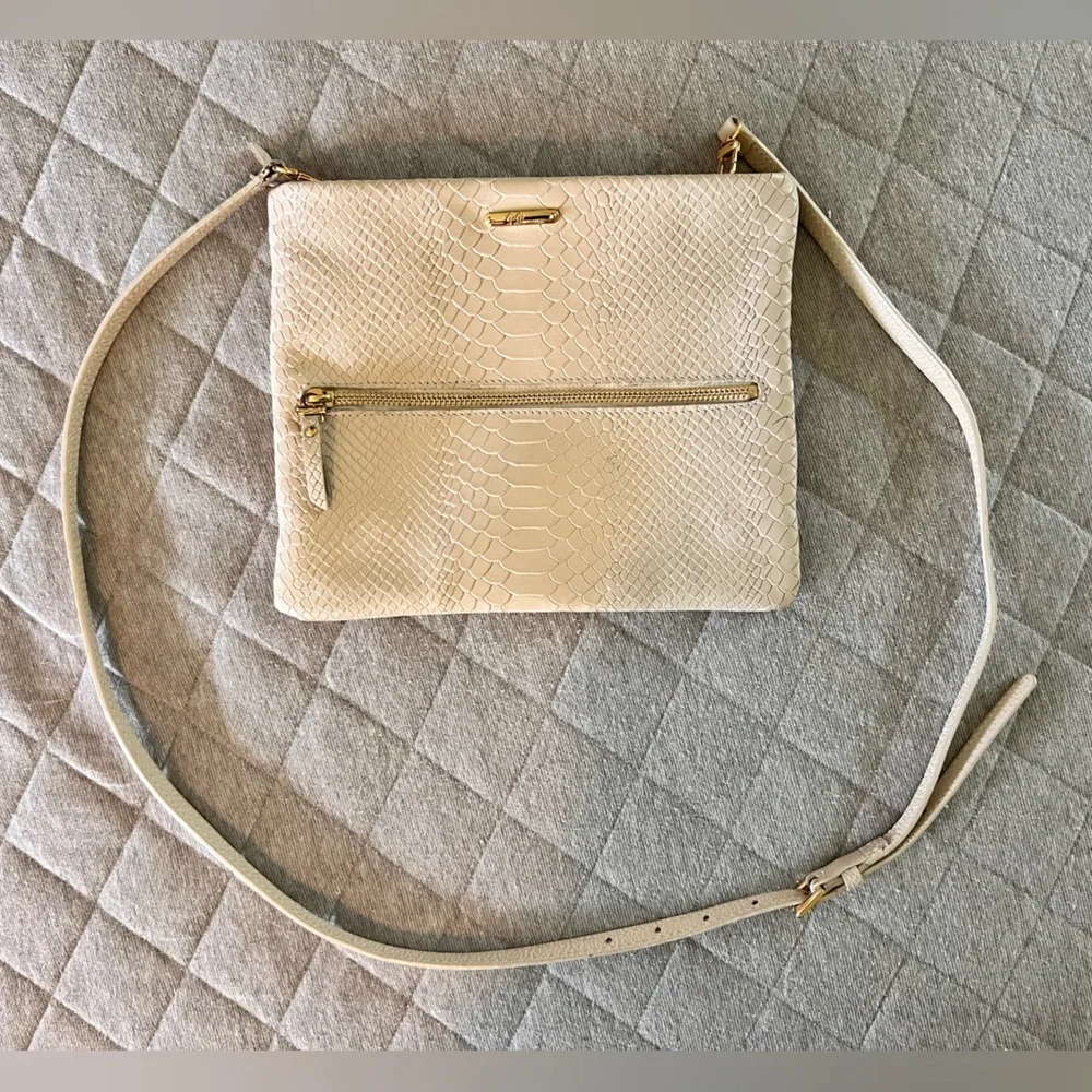 GIGI NEW YORK Skylar Military Python Embossed Cream Leather Crossbody Purse Bag - Picture 2 of 12